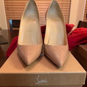 Decollete 554 100 Patent